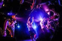 Malcolm Mask McLaren「refocus」東京・TSUTAYA O-nest公演の様子。（写真提供：エイジアプロモーション）