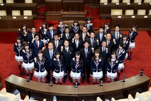 NMB48と大阪府議会議員。