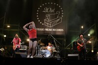 MONGOL800と粒マスタード安次嶺。（撮影：武安弘毅）