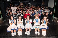 12月30日に東京・渋谷CLUB CRAWLで行われたヲルタナティヴ「wo」の様子。（撮影：古川朋久）