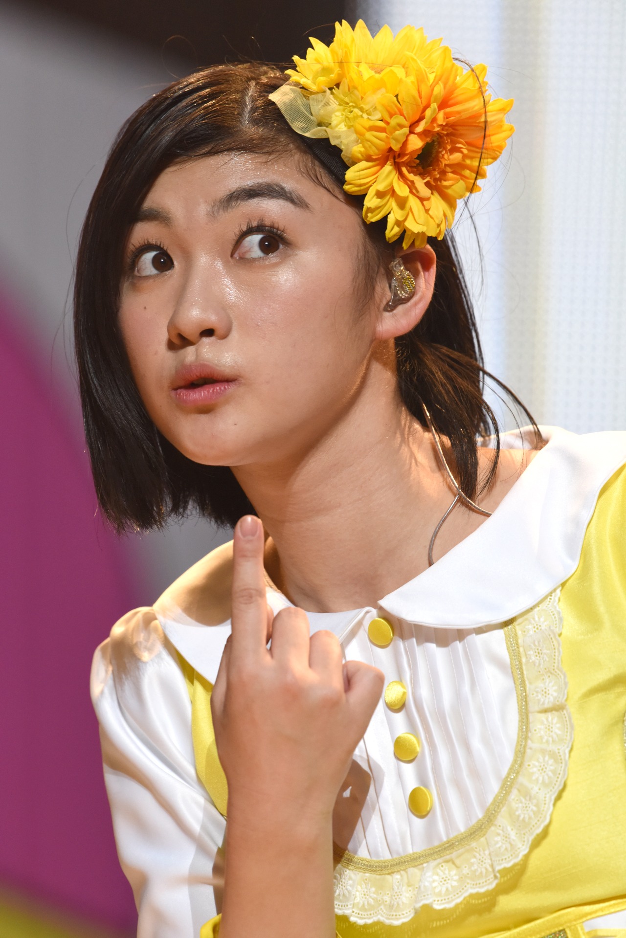 小林歌穂