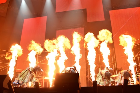 「私立恵比寿中学新春大学芸会 ～ebichu pride～」の様子。