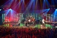 「結成十五周年記念公演『シド初め』」の様子。（撮影：今元秀明）