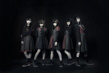 ヲルタナティヴ。左端が今井双葉。