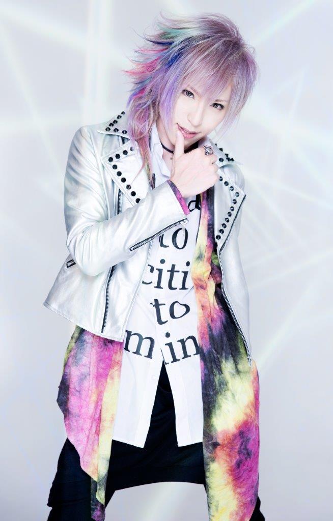 TAKASHI
