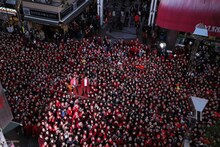 ゆず「うたエール」ミュージックビデオ撮影時の様子。