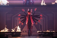 「Beautiful Chaser」のワンシーン。