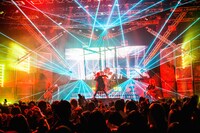 「Royz WINTER ONEMAN TOUR『AILE OF ANTHEM』」東京・TOKYO DOME CITY HALL公演の様子。（撮影：岡田裕介）