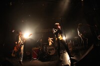 hotspring「復活ワンマン！『青春の正体』」の様子。