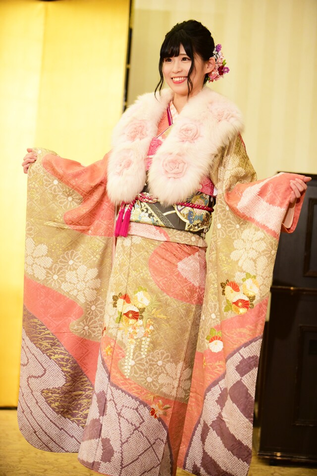 岡田美紅。1月8日に東京・神田明神で行われた、AKB48グループの新成人メンバーによる成人式の様子。