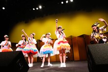 ロッカジャポニカと森青葉。（撮影：笹森健一）