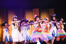 「勇気のシルエット」を披露する3B juniorとロッカジャポニカ。（撮影：笹森健一）