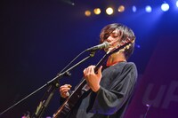 こやまたくや（G, Vo）（Photo by Azusa Takada）
