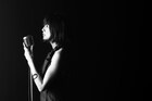 黒木渚、2月ワンマンのために書き下ろした新曲「砂の城」配信