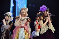 まねきケチャ「TDCでまねきケチャ 2018!」東京・TOKYO DOME CITY HALL公演の様子。
