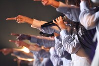 アイドルネッサンス「年またぎ！名曲ルネッサンス全曲披露ライブ」第4部の様子。