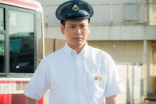 山下健二郎演じる湯浅たもつ。(c)2017 映画「パンとバスと2度目のハツコイ」製作委員会