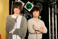 左から内澤崇仁（Vo, G）、伊藤彬彦（Dr）。