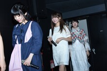 志田友美（夢みるアドレセンス / 中央）