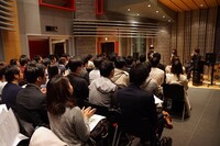 「mora presents ChouCho 『color of time』 ハイレゾ音源試聴会supported by Sony」の様子。（写真提供：Lantis）