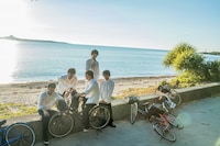 「M!LKセカンド写真集　真冬の南国みるく旅」より。