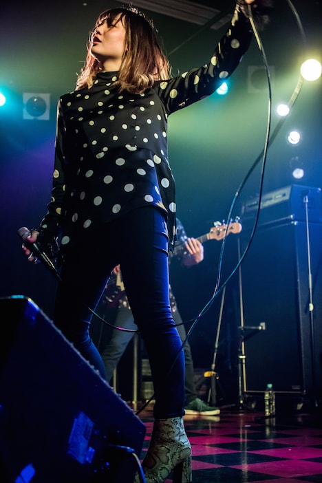 ゆきみ（Vo / あいくれ）（Photo by Kaochi）