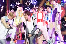 超特急。手前右がコーイチ。