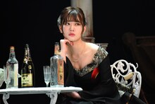 伊藤純奈演じるマーシャ。