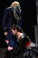 「三人姉妹」のワンシーン。