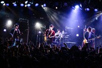 Halo at 四畳半（撮影：白石達也）