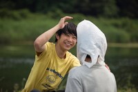 映画「サイモン＆タダタカシ」のメイキングショット。(c)2017PFFパートナーズ（ぴあ ホリプロ 日活）