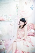 田村ゆかり新レーベル第1弾シングルのジャケ公開 水色のドレス姿に 音楽ナタリー
