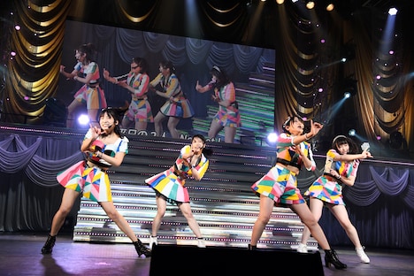 「横山由依ソロコンサート～実物大の希望～」の様子。(c)AKS