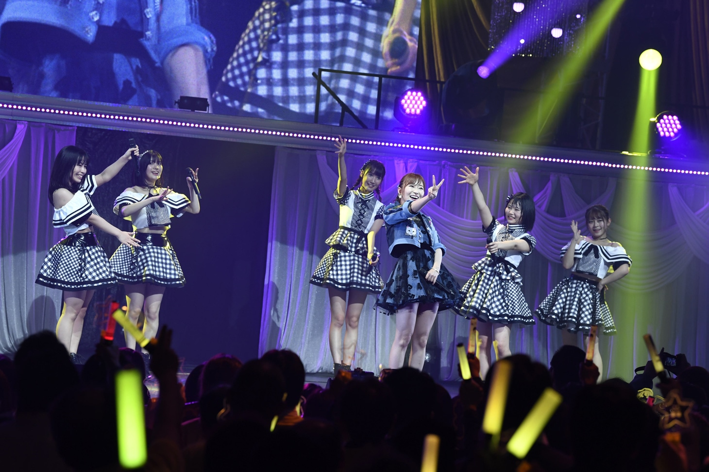 「指原莉乃ソロコンサート ～アイドルとは何か？～」の様子。(c)AKS