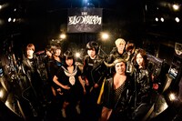 THE 夏の魔物とサポートメンバー。（撮影：橋本塁）