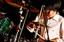 ゆーまお（Dr / ヒトリエ）