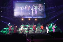 西川貴教、山下健二郎（三代目 J Soul Brothers from EXILE TRIBE）、FANTASTICSによるコラボステージ。（写真提供：ニッポン放送）