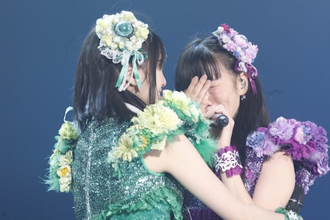 有安杏果と高城れに。（写真提供：キングレコード / EVIL LINE RECORDS）