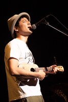 ヨースケ＠HOME（撮影：田中聖太郎）