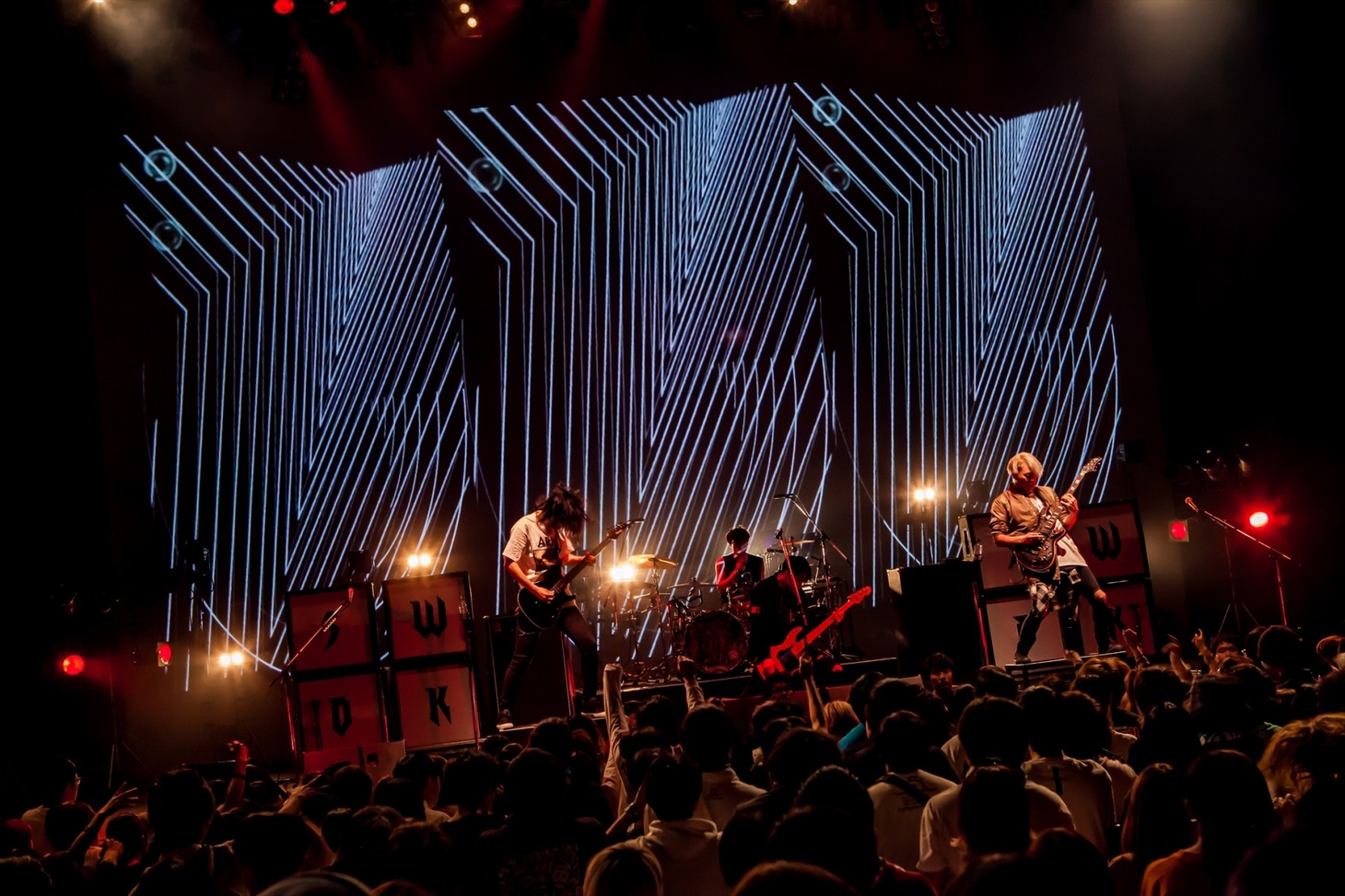 SWANKY DANK「Smokes TOUR」東京・TSUTAYA O-EAST公演の様子。（Photo by Takashi "TAKA" Konuma）