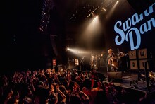 SWANKY DANK「Smokes TOUR」東京・TSUTAYA O-EAST公演の様子。（Photo by Takashi "TAKA" Konuma）