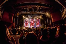 SWANKY DANK「Smokes TOUR」東京・TSUTAYA O-EAST公演の様子。（Photo by Takashi "TAKA" Konuma）