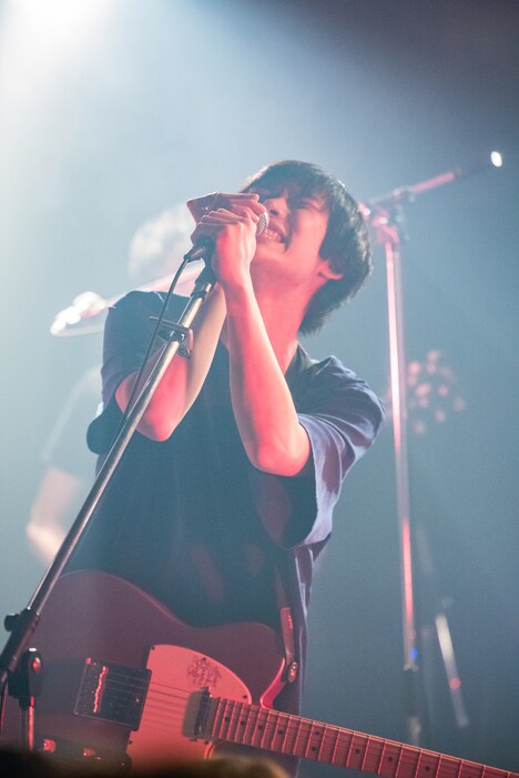 エンドウアンリ（Vo, G）（Photo by Hikaru hagiwara）