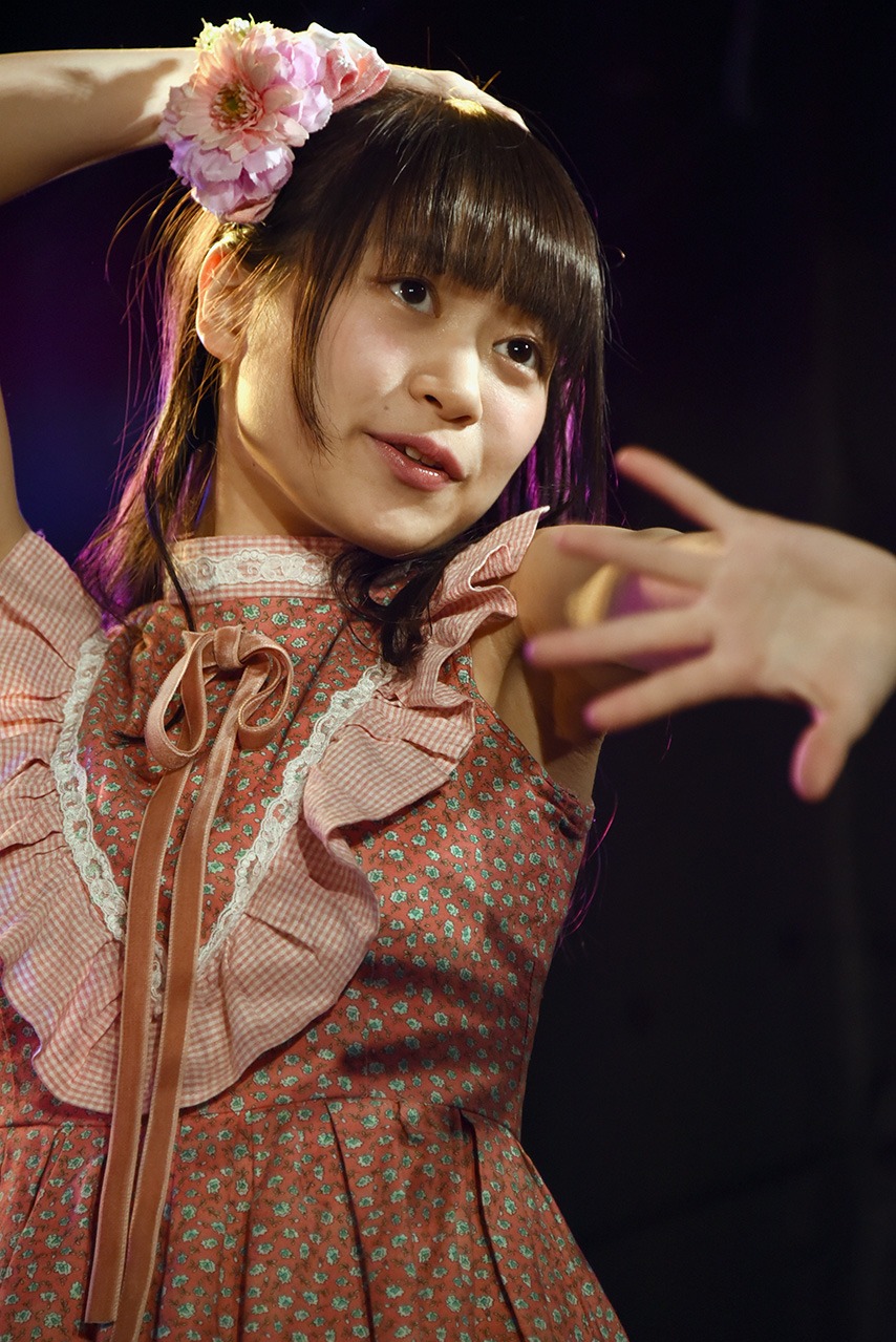 宇野友恵