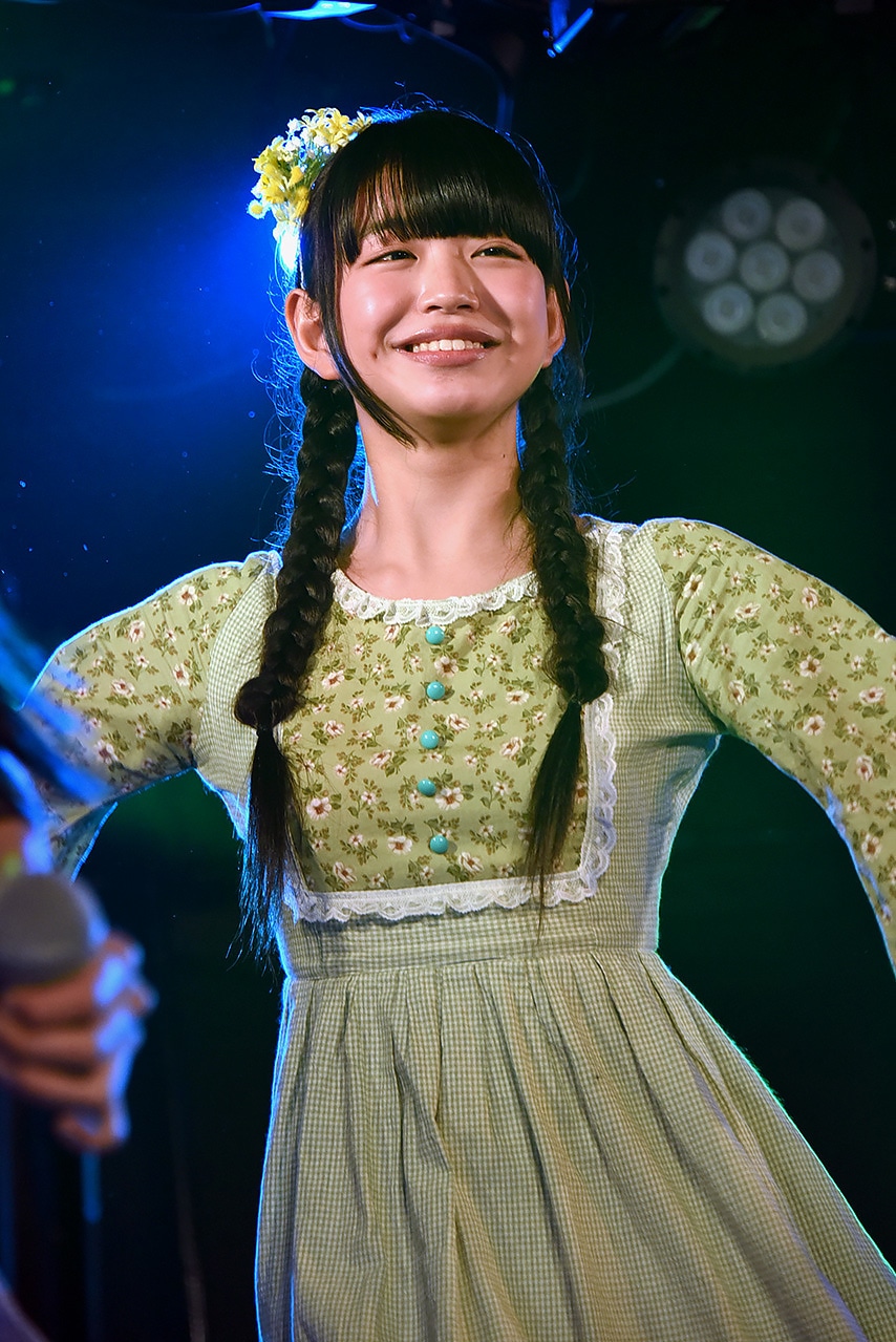吉田万葉