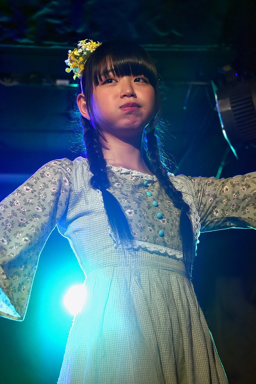 吉田万葉