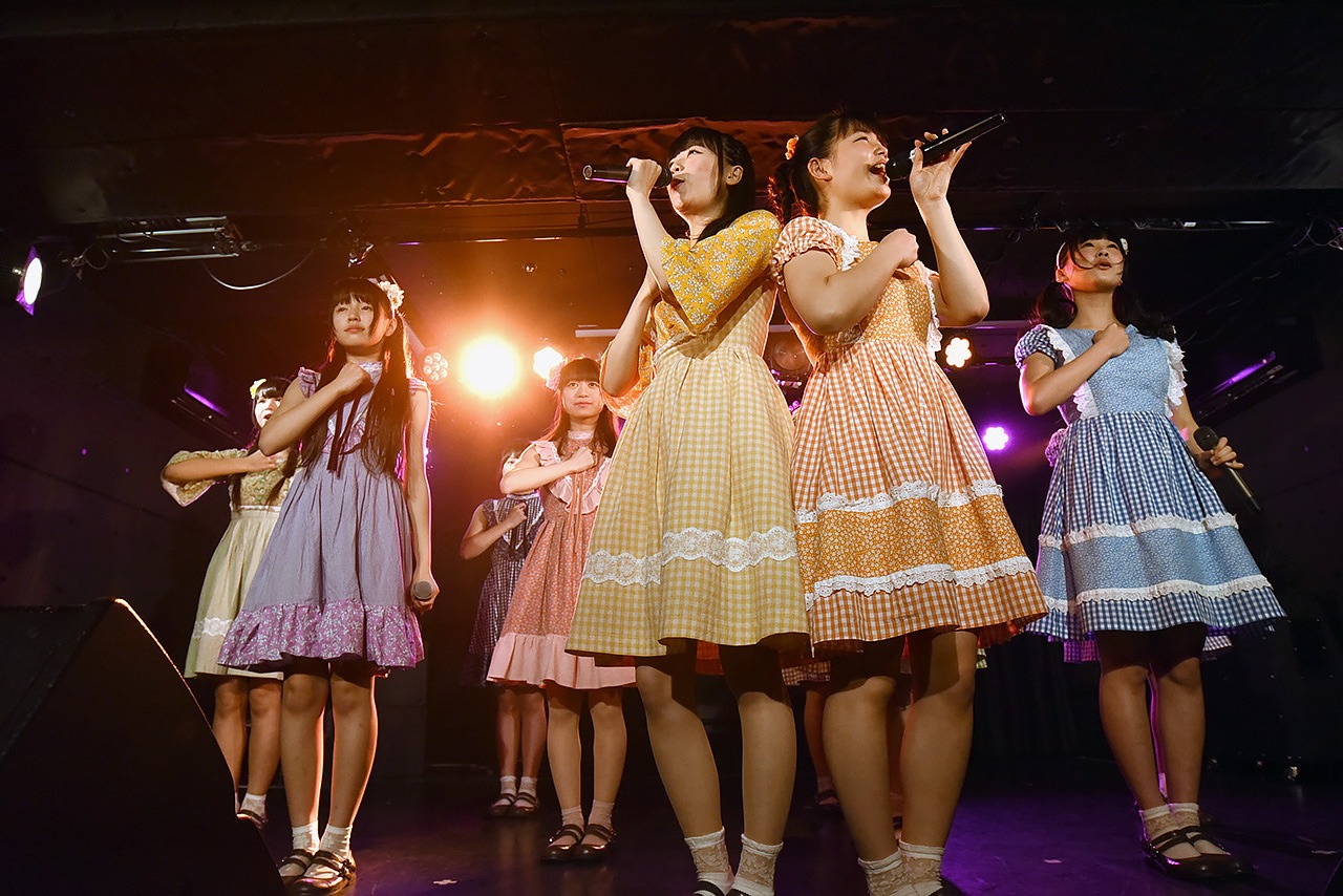 「さよならのプリエール」を披露する柳▽箱（RYUTistとハコイリ▽ムスメ）。