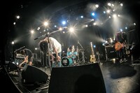 深く礼をするShout it Out。（撮影：南風子）