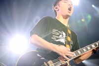 RYU-TA（G, Cho）（Photo by Viola Kam［V'z Twinkle］）