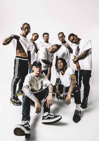 BAD HOP。左下がT-Pablow。